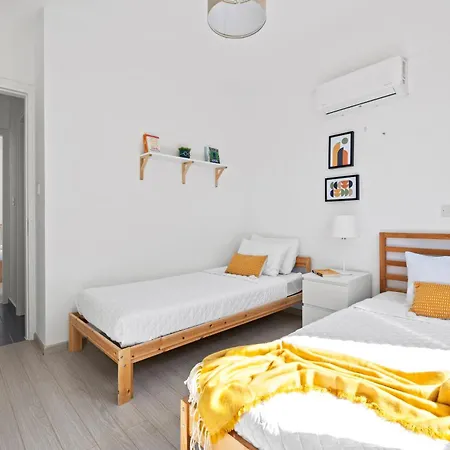 Comfy Cove By Nomads