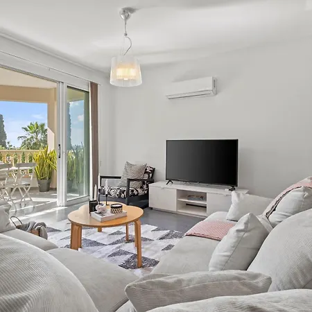 Comfy Cove By Nomads Konia