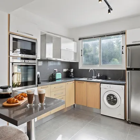 Comfy Cove By Nomads