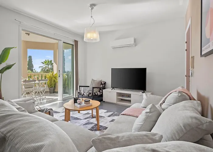 Comfy Cove By Nomads Konia