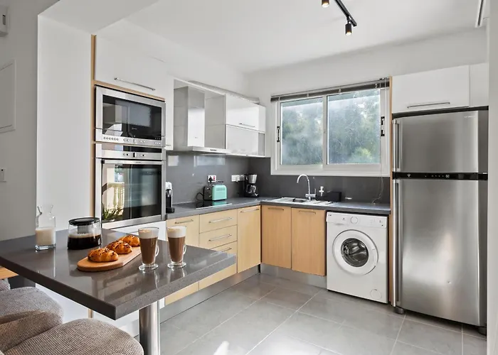 Comfy Cove By Nomads